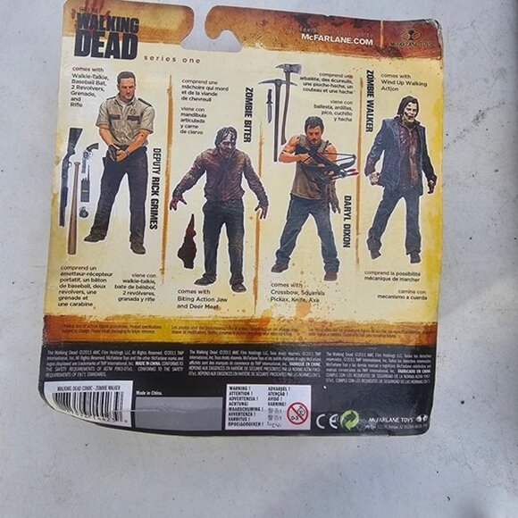 McFarlane Toys The Walking Dead Zombie Walker Series 1 Action Figure - Picture 5 of 6